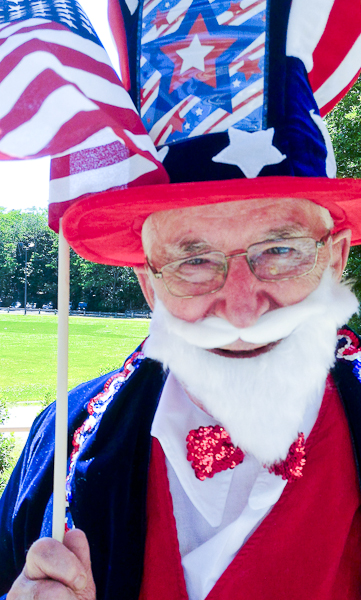 Elderly man as "Uncle Sam"
